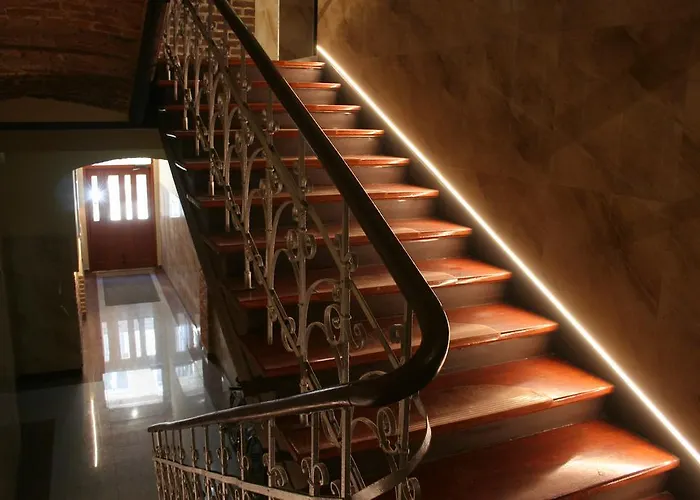 Honey * كراكوفيا